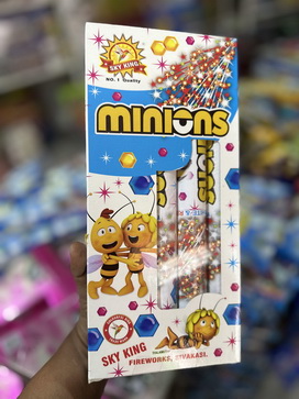 MINIONS - MEGA CRACKLING CANDLE
