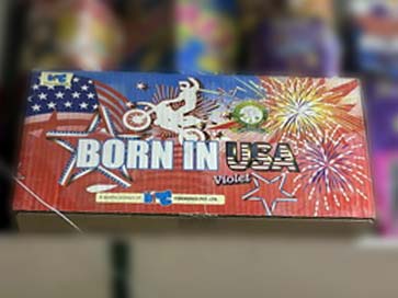 BORN IN USA -10 TIME MEGA DISPLAY