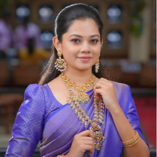 Glossy Bridal Makeup